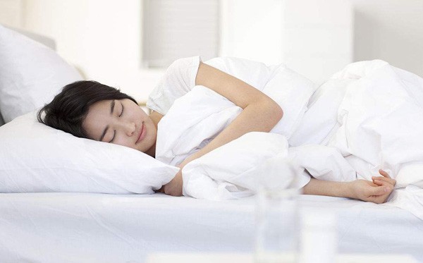 备孕睡姿易怀孕,备孕正确的睡姿