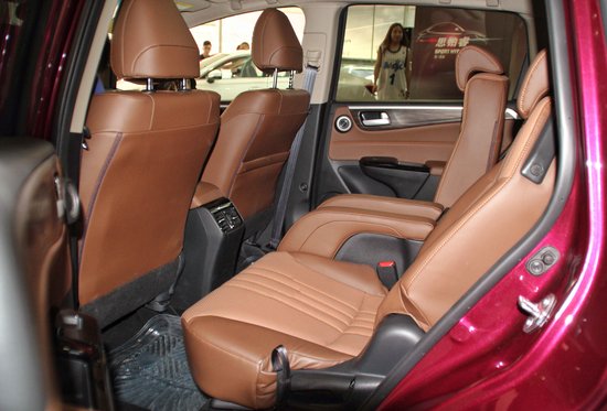 杰德2020款五座怎么样,外观设计非常炫酷