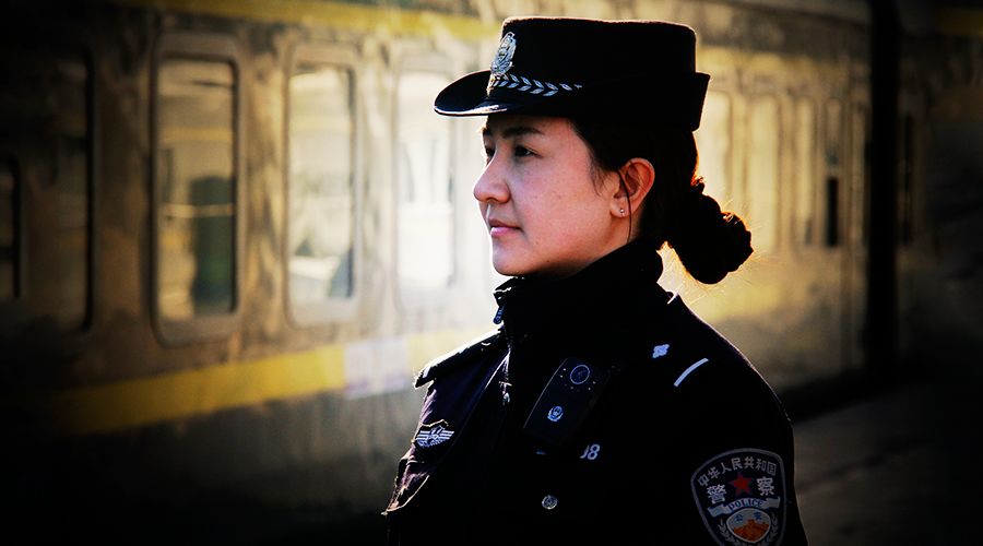 警营礼赞｜警花古丽的警察老爸：长大后，我就成了你！