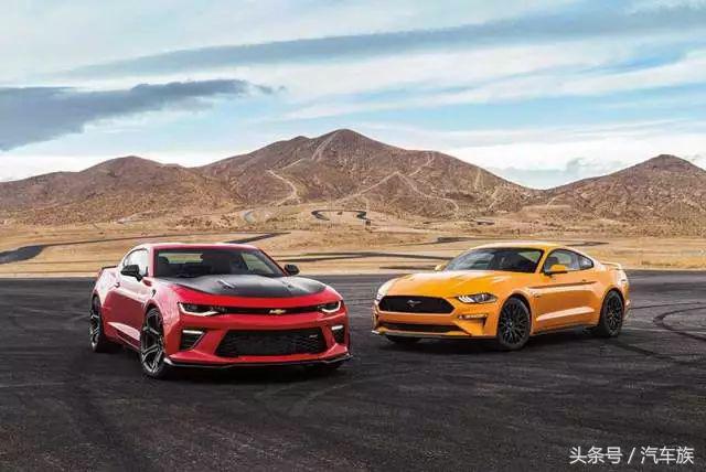 福特野马和雪佛兰科迈罗对比空间,福特野马对比雪佛兰科迈罗