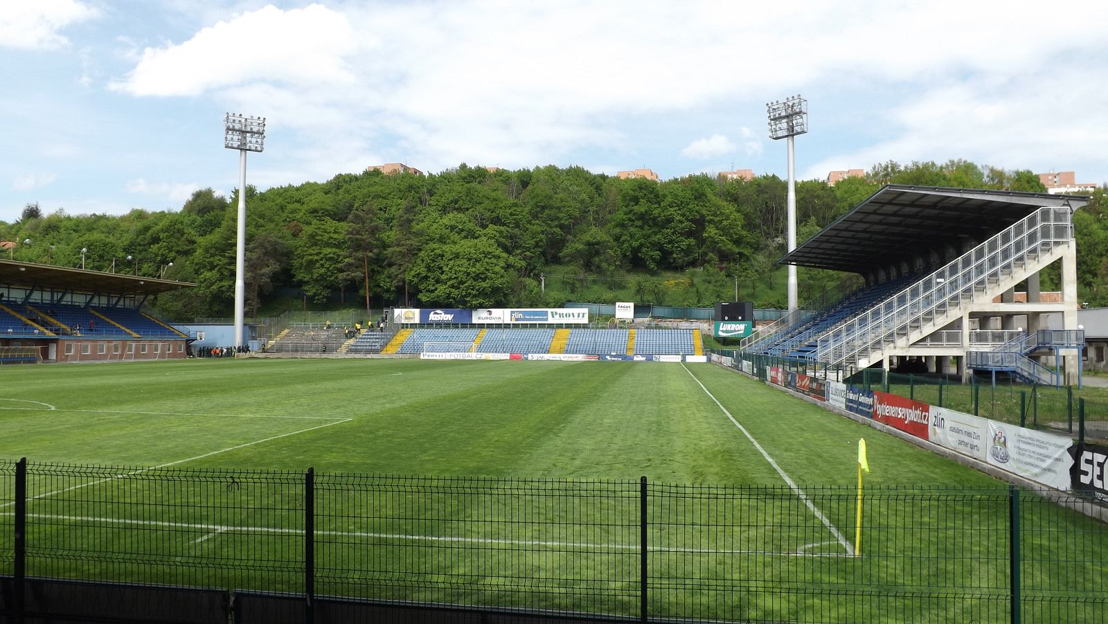 东欧铁骑匈牙利还是捷克,捷克足球巡礼