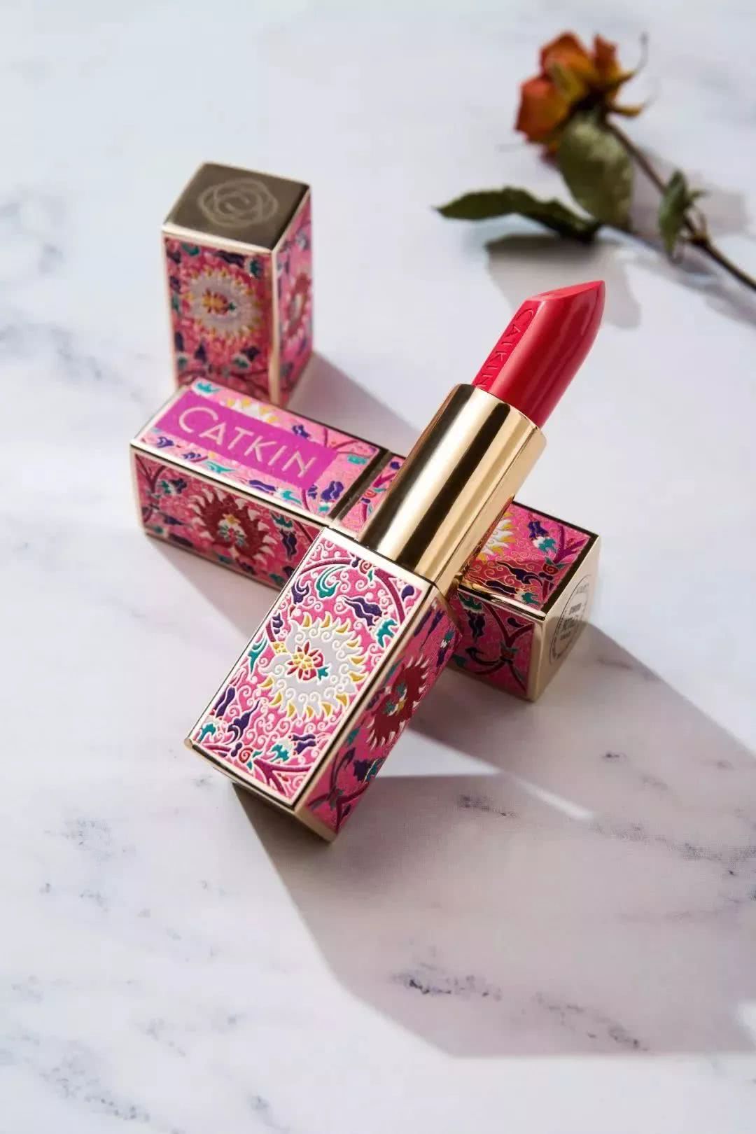 这支逼哭阿玛尼、秒杀YSL的口红太好看!众达人疯狂安利10086次!