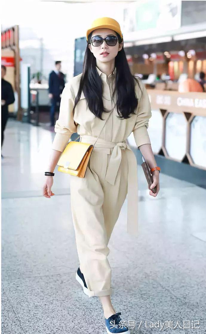 今年流行的打结方法,现在都流行的衣角打结