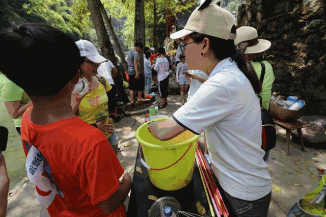 宜昌青龙峡第四届亲子漂流大赛实况回顾！你错过的精彩都在这里！