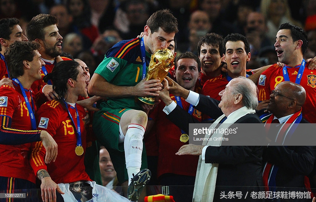 世界杯战靴盘点,南非世界杯复刻版足球鞋