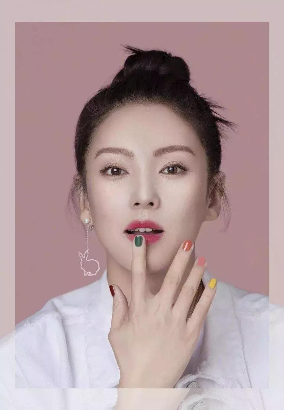 她用200万面霜公开打脸小红书女星？娱乐圈化妆品同款扒料！