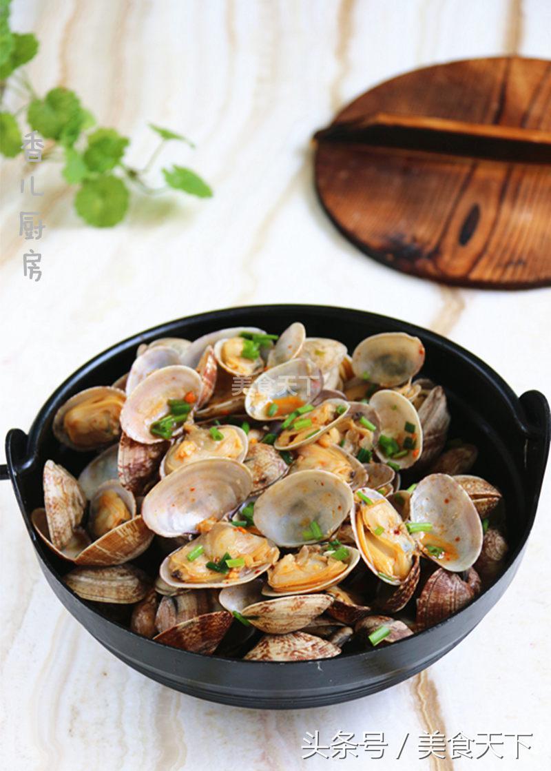 花蛤挑开口的还是不开口的,花蛤放盐还是放油吐沙子