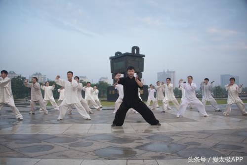 关于太极方面的16字口号,简短有气势的太极口号