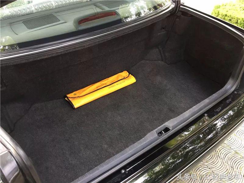 丰田皇冠j55,15款丰田皇冠优缺点