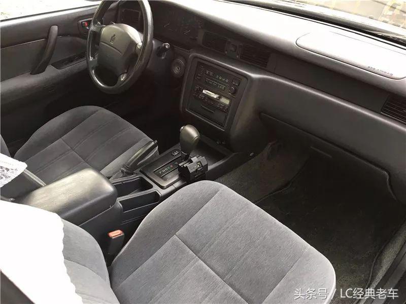 丰田皇冠j55,15款丰田皇冠优缺点