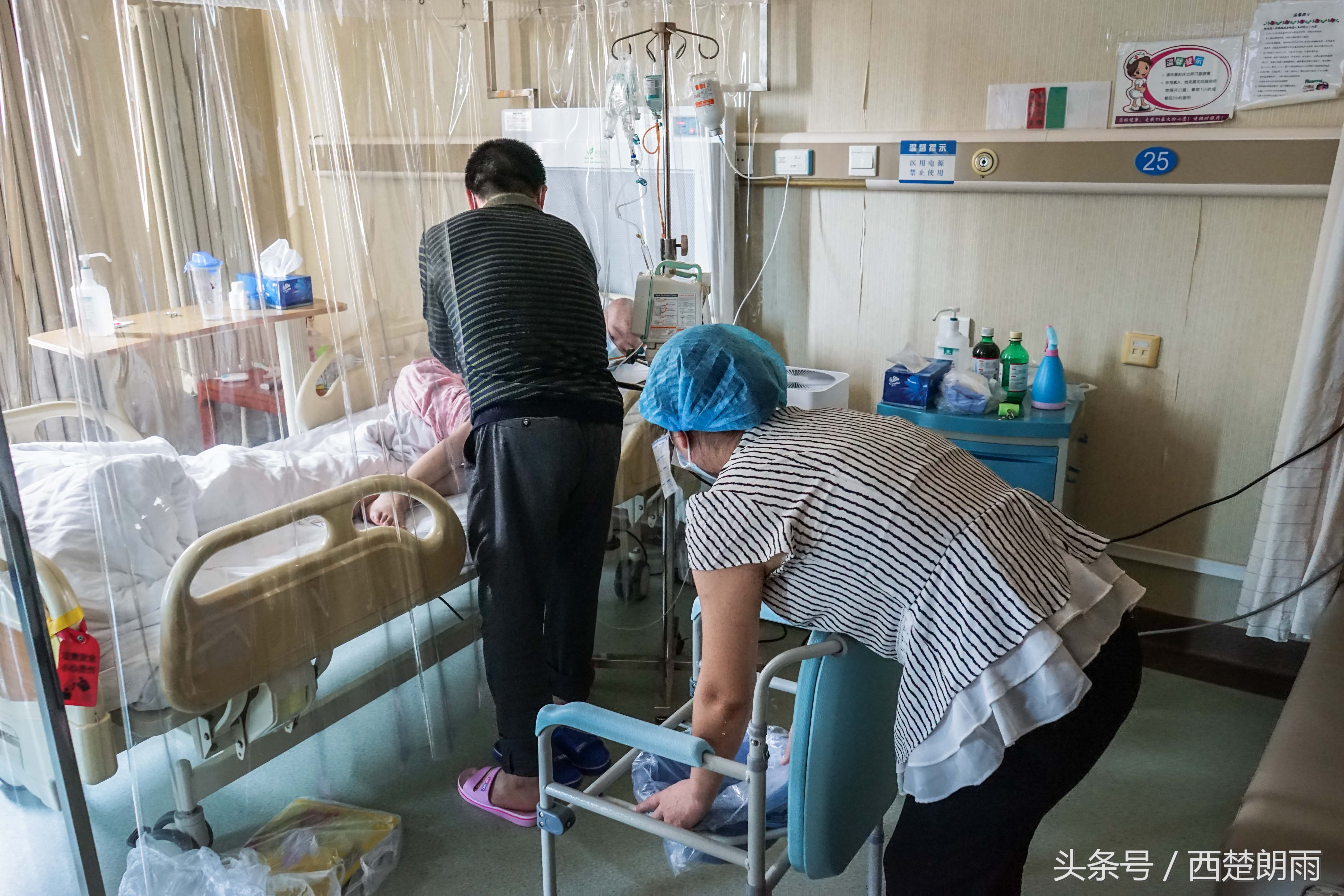 小孩一天拉稀7-8次蛋花状,小孩一天拉稀三四次怎么办