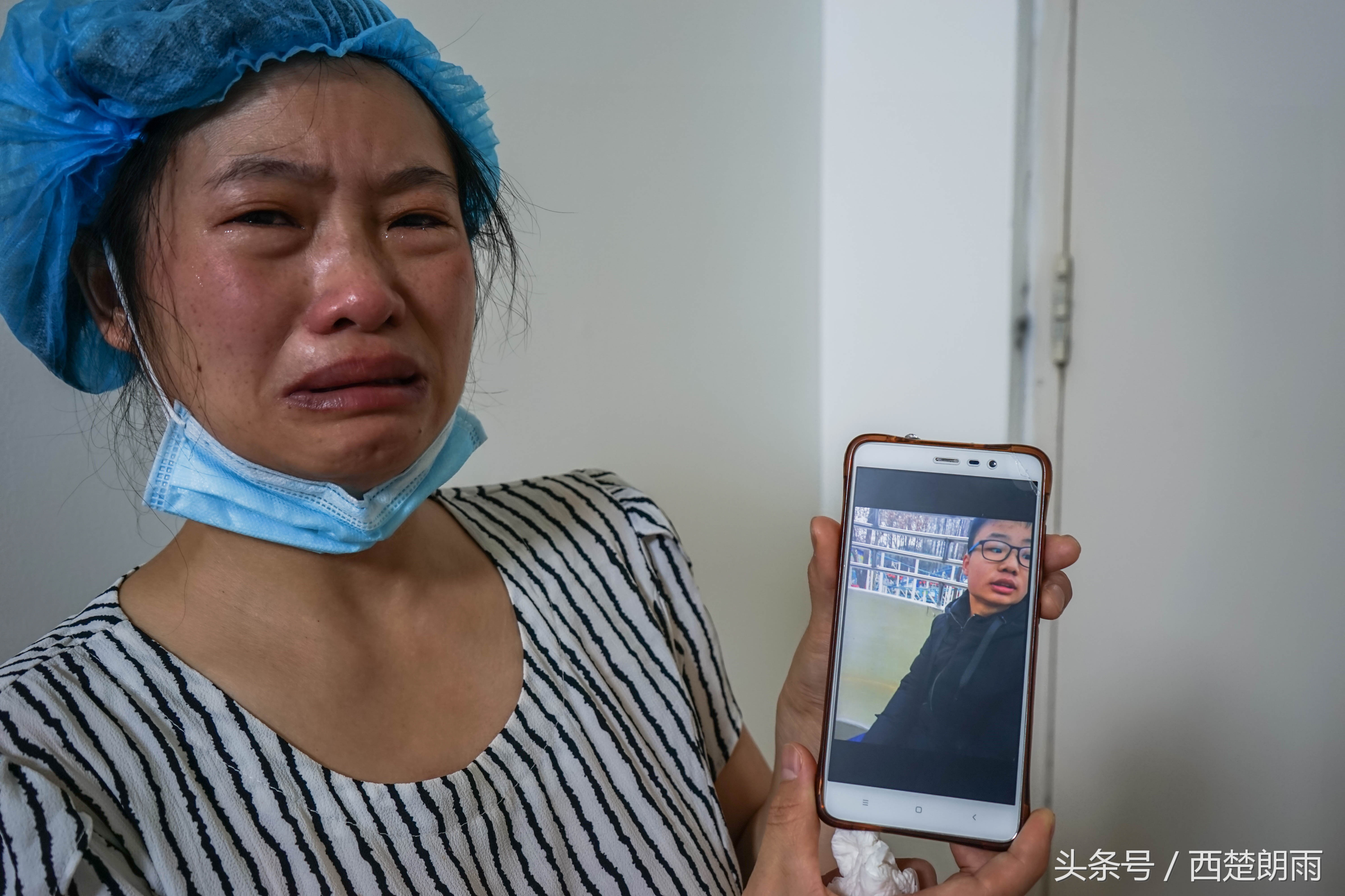 小孩一天拉稀7-8次蛋花状,小孩一天拉稀三四次怎么办