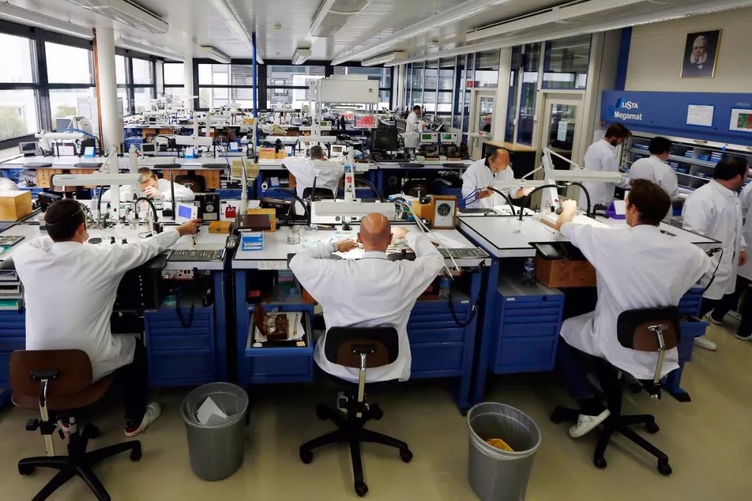 百达翡丽手表为何产地国内,瑞孚名表百达翡丽