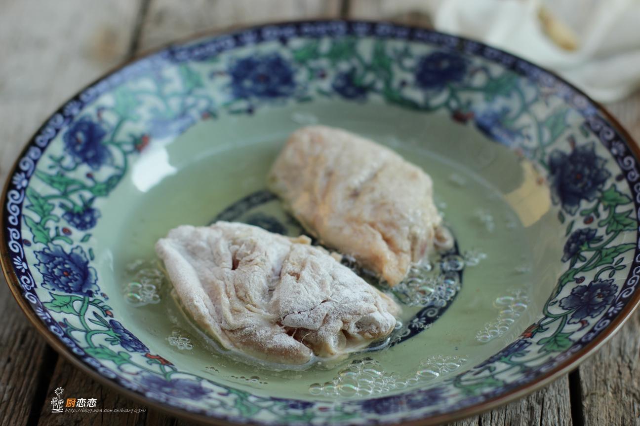 油炸鸡翅怎么炸得酥脆空气炸锅,香酥鸡翅的油炸技巧和口感调整