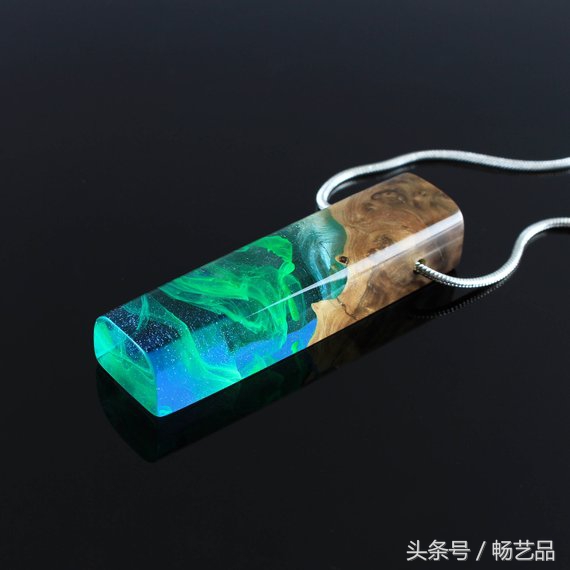 手工水晶吊坠项链图片,手工diy水晶串珠项链教程