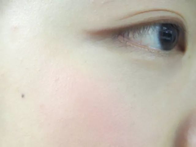 nars腮红液体和粉状,nars高潮腮红打在颧骨还是脸颊