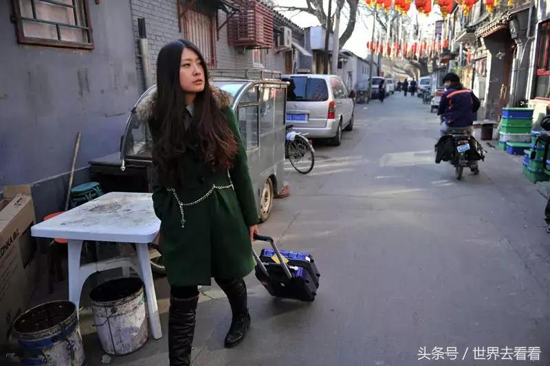 美女博士当“酒店试睡员”在旅游中挣钱