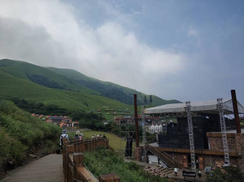 去武功山迪卡侬背包,迪卡侬mh500武功山