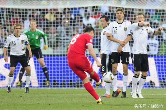 足球世界阿森纳队员,足球球星被恶搞