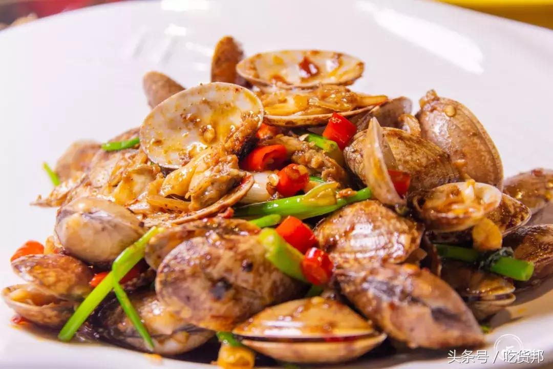 送花甲/小龙虾!还有岳阳姜辣菜助阵,这家小龙虾音乐剧演的不错