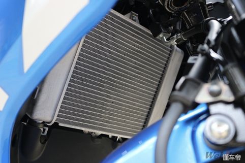 铃木gsxr150试驾视频,铃木gsxr1000r试驾评测