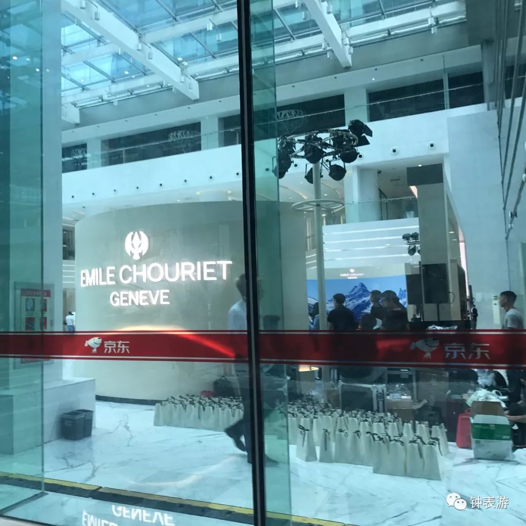 艾米龙女表经典款,2023款艾米龙新款男表