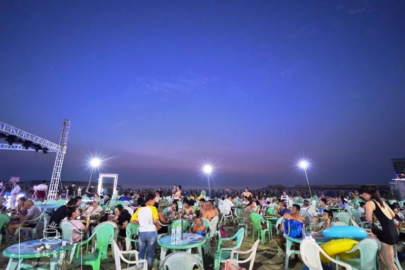 暑期去山东龙口,拍ins风网红大片,看没有游客蔚蓝大海!