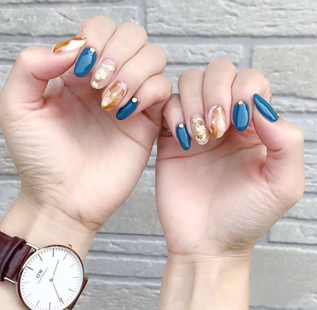 自己做的美甲为什么总是翘边,美甲有一点点翘边容易掉吗