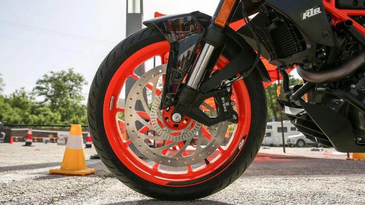 ktmduke390这车怎么样,ktm390duke声浪