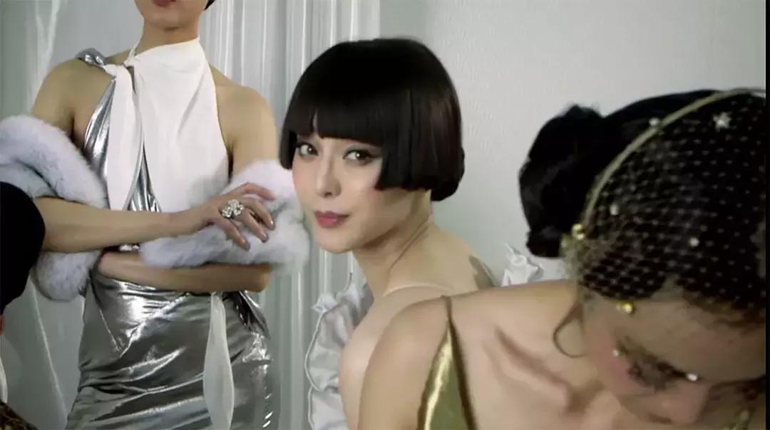 范冰冰口红广告巴黎欧莱雅,范冰冰红毯最新口红