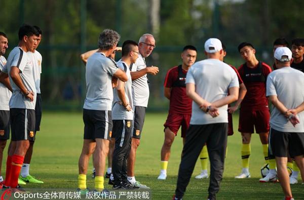 国足u23备战迪拜杯,u23亚洲杯韩国队黄善洪