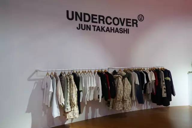 潮青恐惧:被鉴定成Fake,贩子说还在等清关;在这里我用原价买到至尊潮货