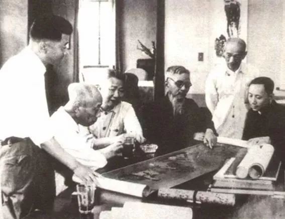 丰子恺护生画集最后一幅画是什么,丰子恺护生画集的护身是什么意思