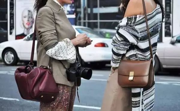 怎么买奢侈品包包比较靠谱 (新手买奢侈品包包应该买哪种)