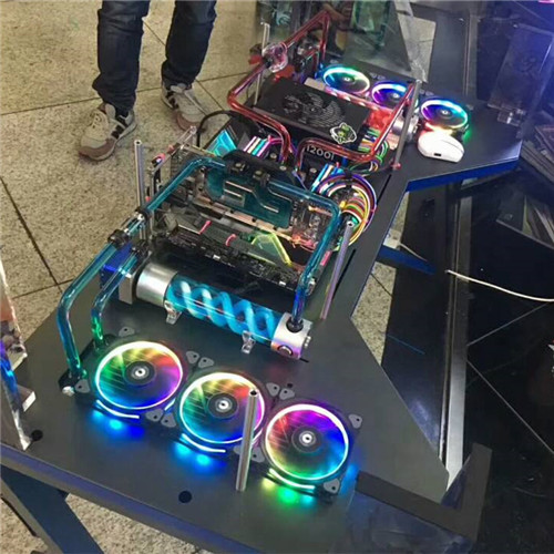 没有地方摆电脑?不可能!一定是你的电脑桌不够给力