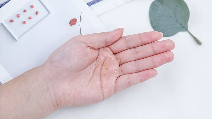 黄金奢护护肤水,ahc黄金护肤水