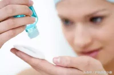 德妃紫苏水乳和德妃平衡水,德妃紫苏水乳和德妃虾青素水乳