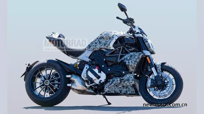 最新款杜卡迪普通版大魔鬼,杜卡迪大魔鬼diavel1200