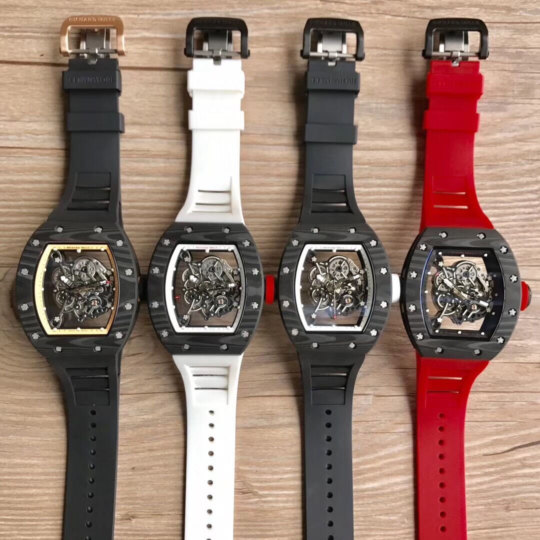 外媒联合专家潜入最大奢品地下工厂！查获大批Rolex！疯狂报道