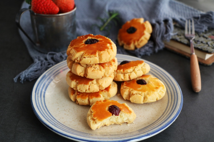 面粉怎么发酵做馒头煎饼,面粉别蒸馒头了教你做香酥饼