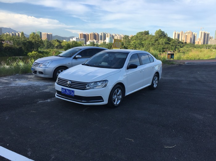 23款朗逸地板油起步,朗逸2023款车主用车体验