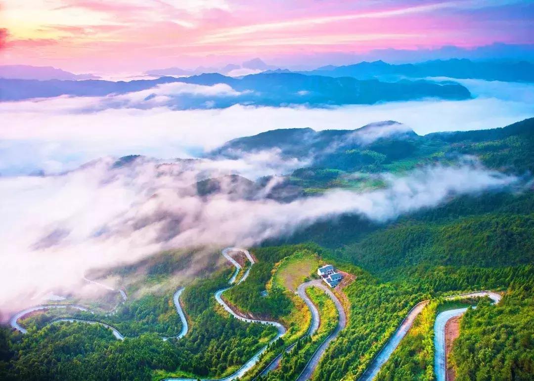 夏天应该怎么去旅游凉快,为什么夏天是最好的旅行时间