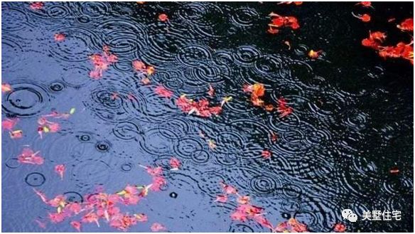 如何应对下雨返潮建房,农村房子地面返潮如何补救