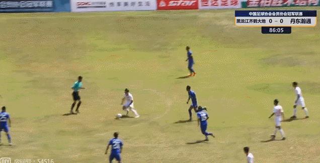 业余足球赛如火如荼,业余联赛点球大战罚丢点球