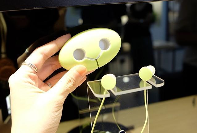 画廊般的Moshi专卖店-买3C周边购物体验