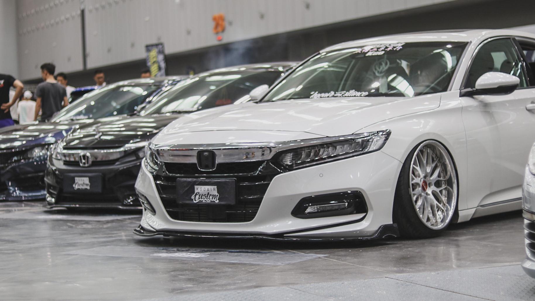 本田10代雅阁国内首改，花费7万将车打造成精品姿态！