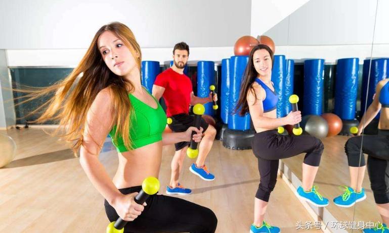 去了健身房还需要去跑步吗,去了健身房可以做力量训练吗