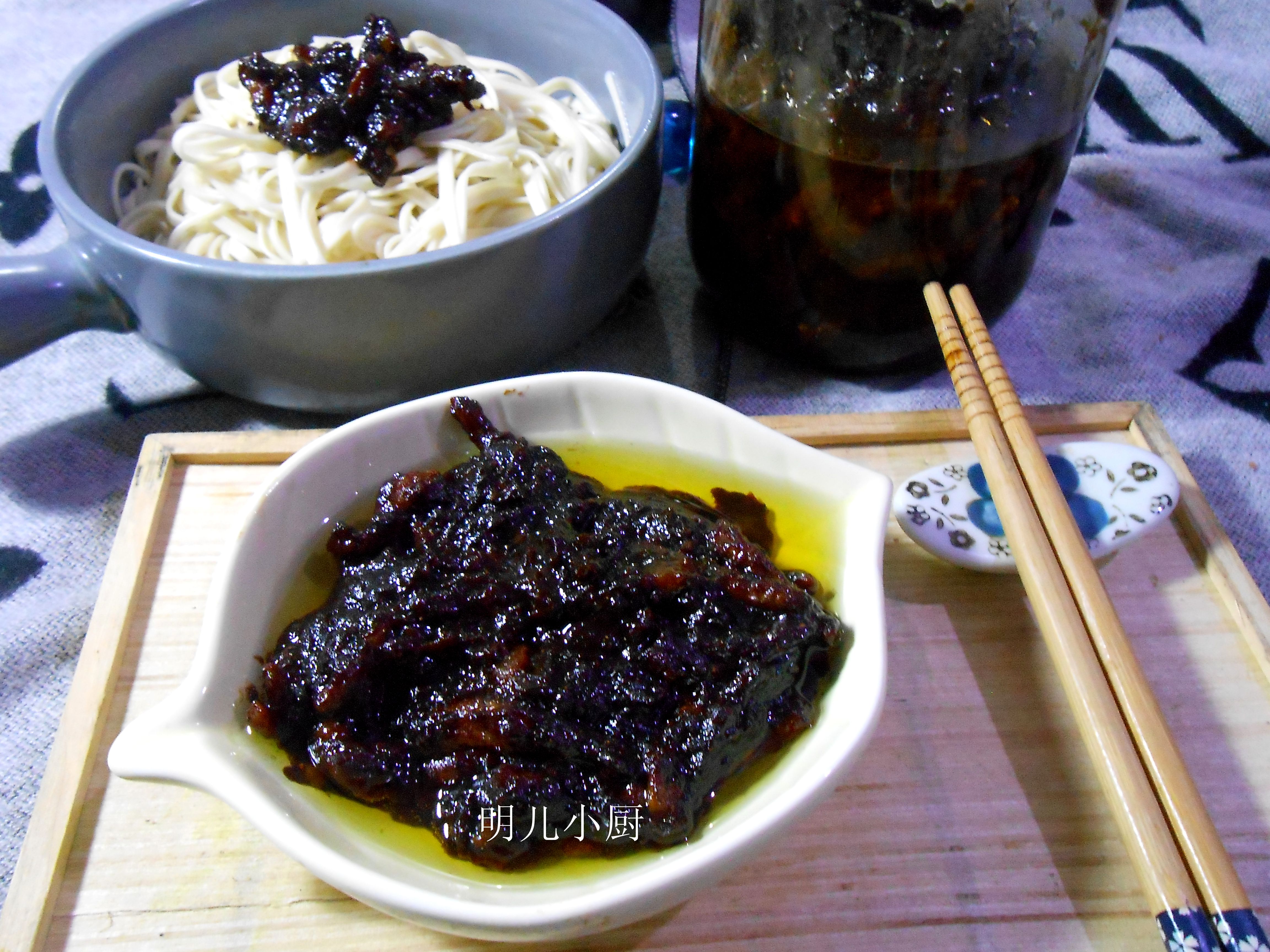 炸肉酱可以放什么菜,怎么才能让肉酱炸出来有嚼劲