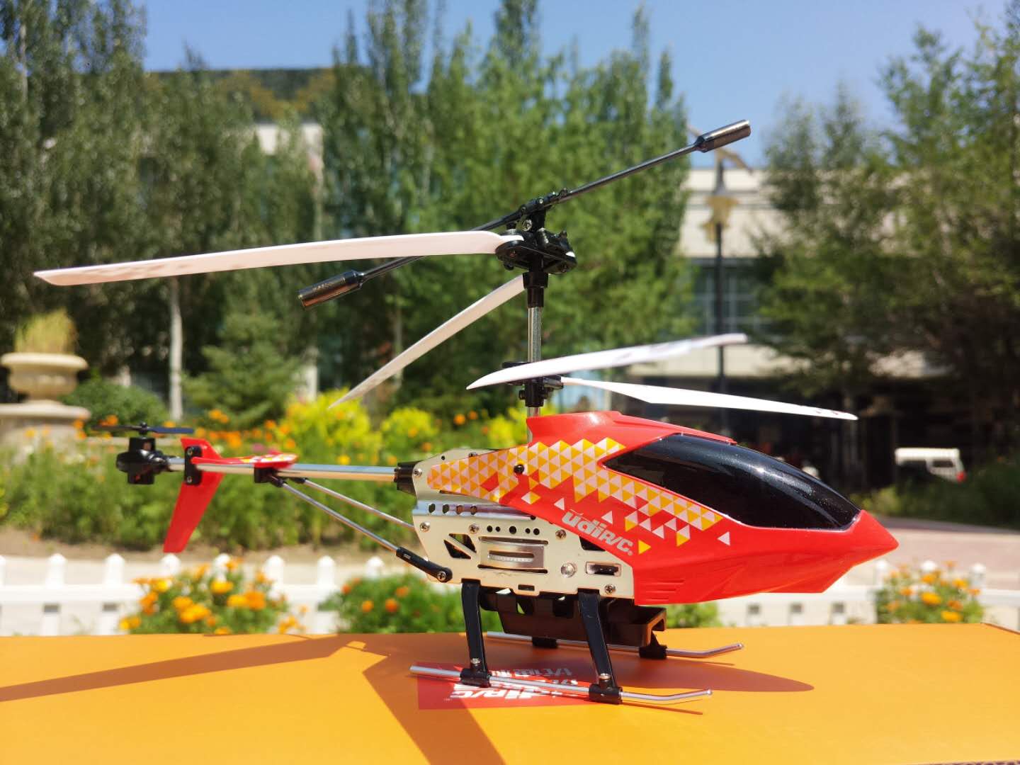 熊孩子驾驶飞机满级视频,熊孩子体验