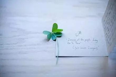 句句戳心的伤感说说短句,适合发的忧伤说说